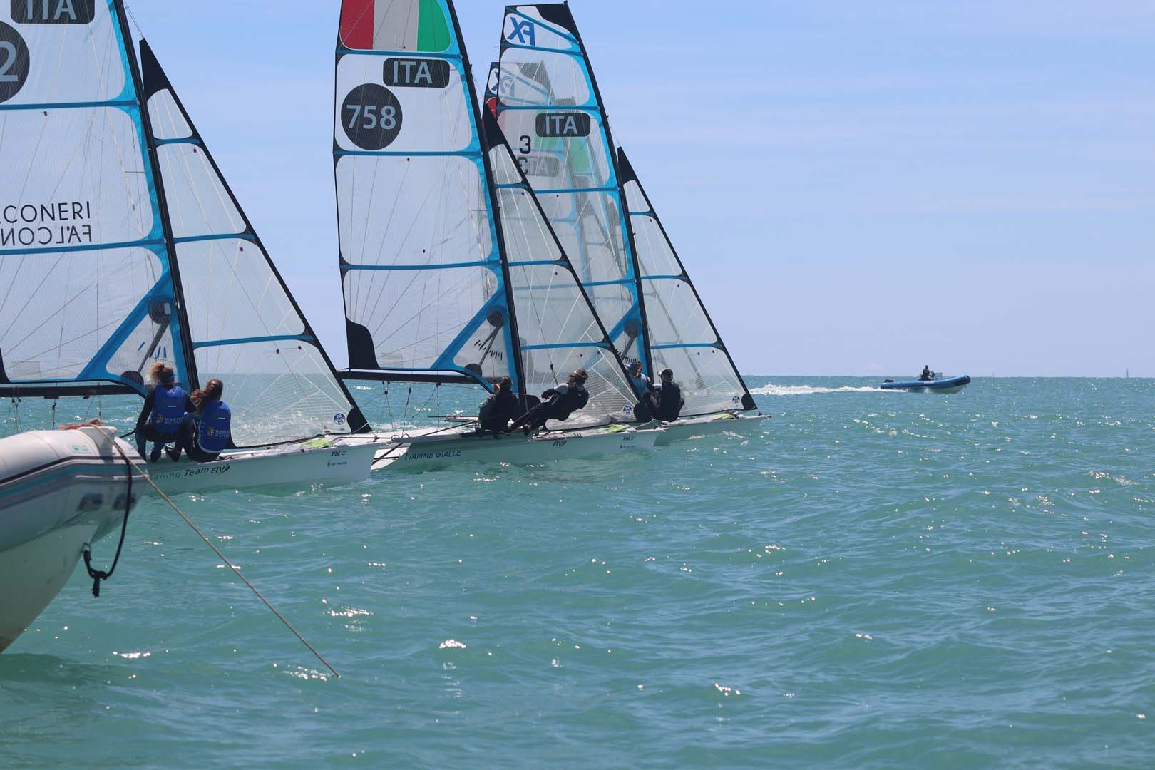 LNIO_49FX_28er_2021_DA21_1002