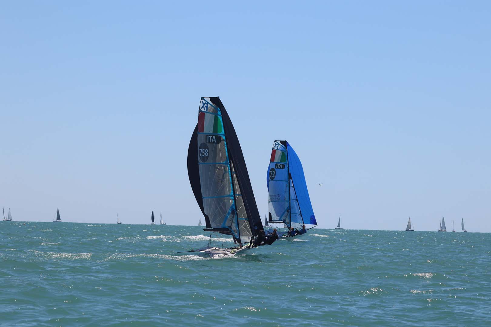 LNIO_49FX_28er_2021_DA21_1519