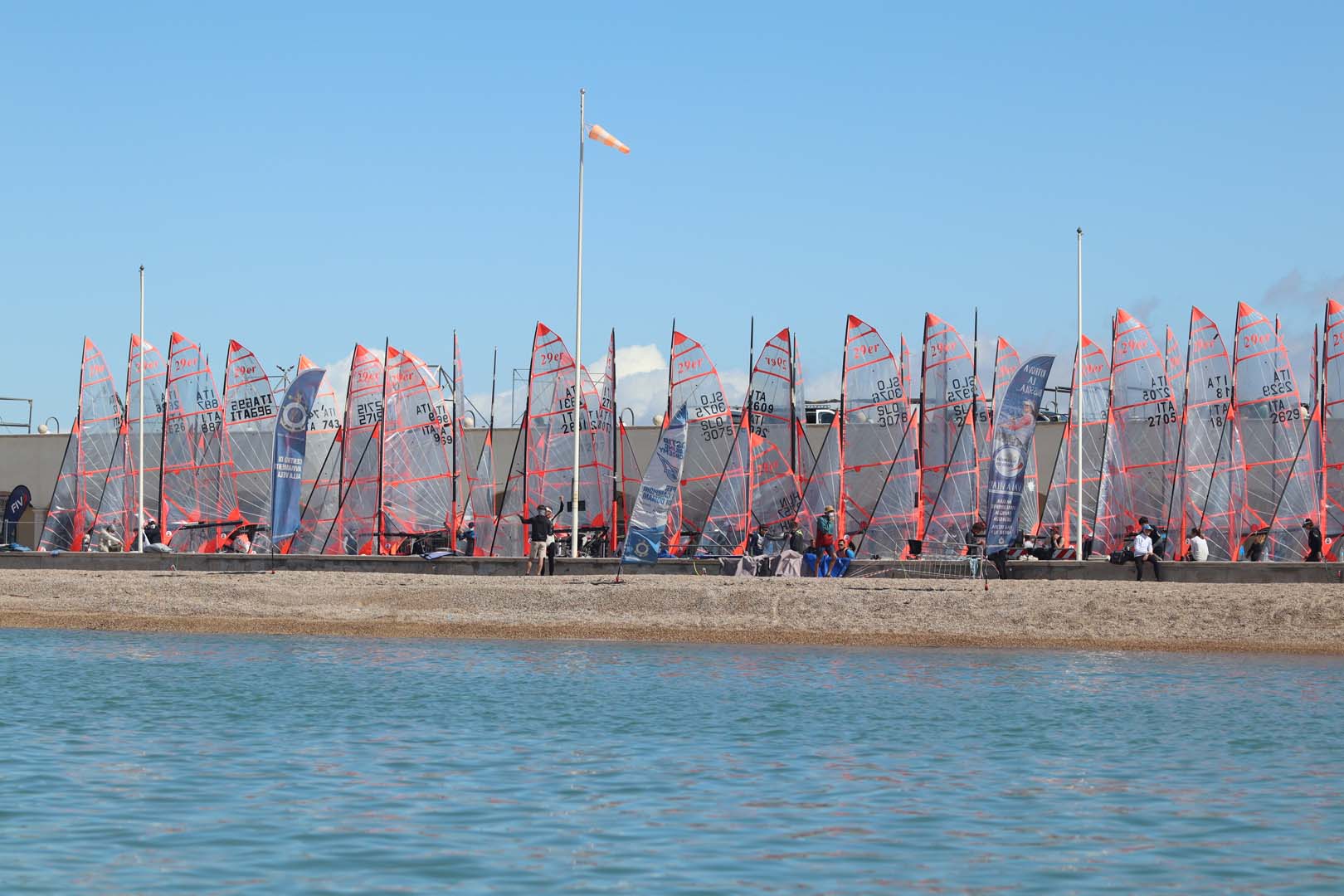 LNIO_49FX_28er_2021_DA21_1540